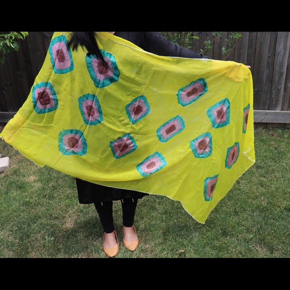 Handmade China silk scarf - Picture 1 of 2